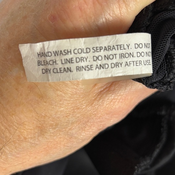 Soma Women Swim Tankini Top 34DD Bra Cup Black Underwire Adjustable straps - Picture 10 of 11